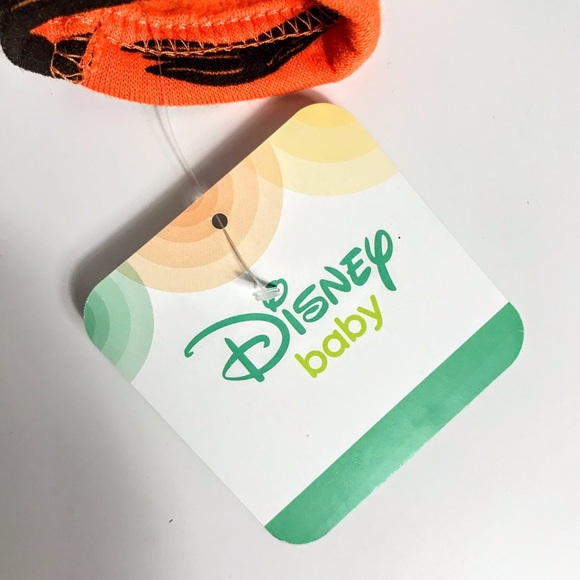 NWT Tigger Long Sleeve Top & Footed Bottoms Set - Picture 5 of 10